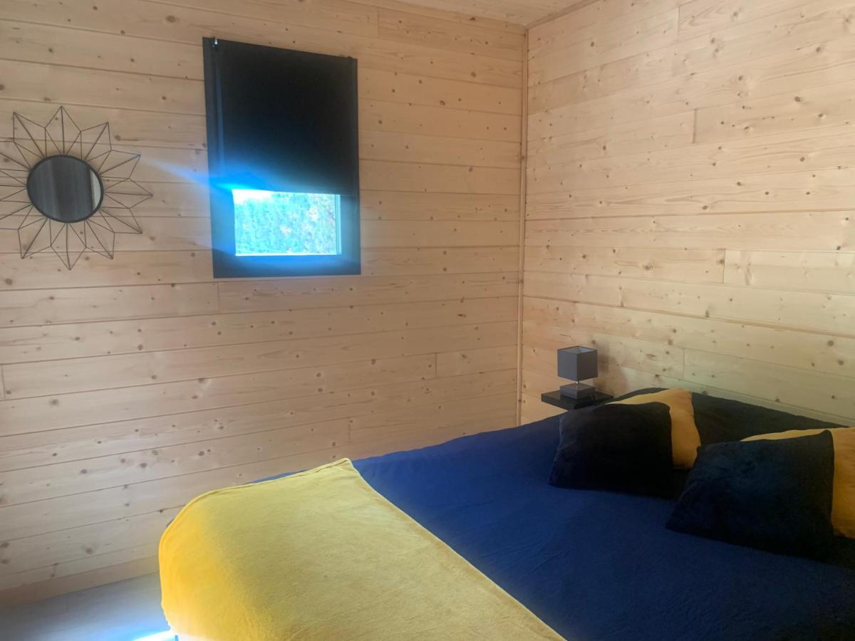 Chalet contemporain dans son écrin de verdure Montauban Exterior foto